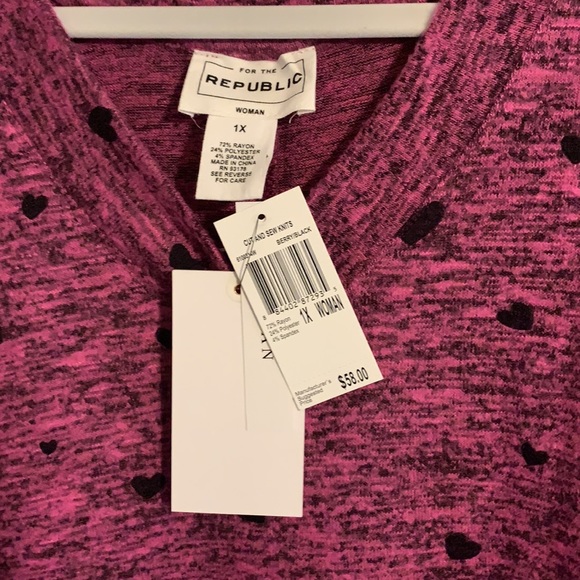 Purple sweater with black hearts - Picture 2 of 4